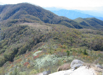 湯ノ沢峠方面