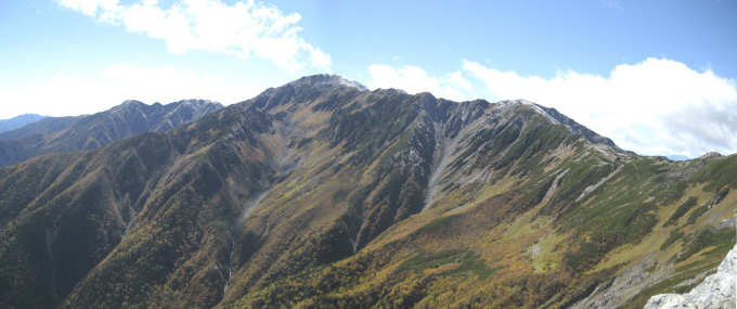 農鳥岳～間ノ岳～北岳山荘