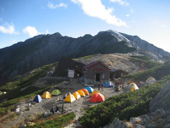 北岳山荘