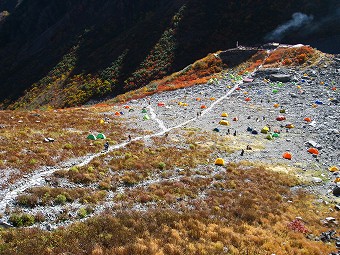 涸沢テント場