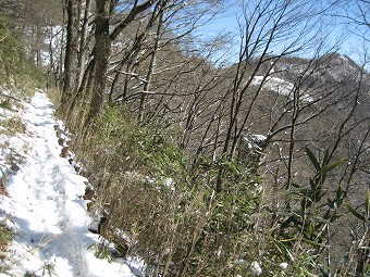 高丸山を巻く