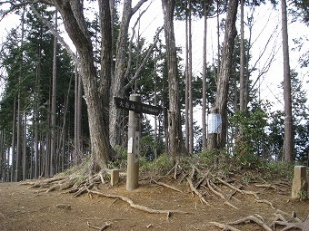 鍋割山