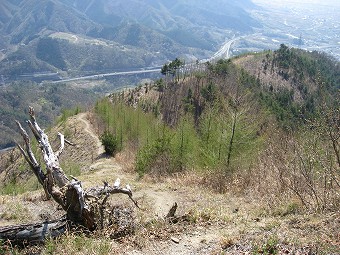 柏尾山へ