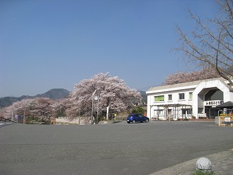 勝沼ぶどう郷駅