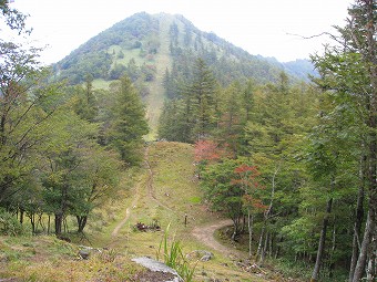 笠取山へ