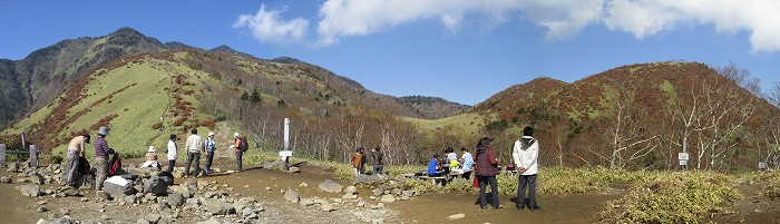 小丸山山頂　　キスゲ平