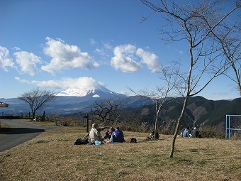 大野山　山頂広場