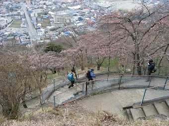 丸山公園へ