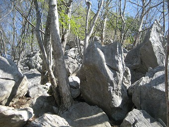 天狗岩　男坂