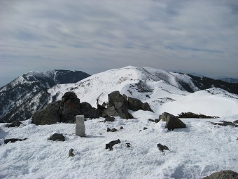 蝶ヶ岳の旧山頂から