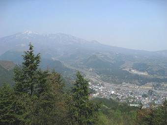 女峰山と赤薙山と丸山