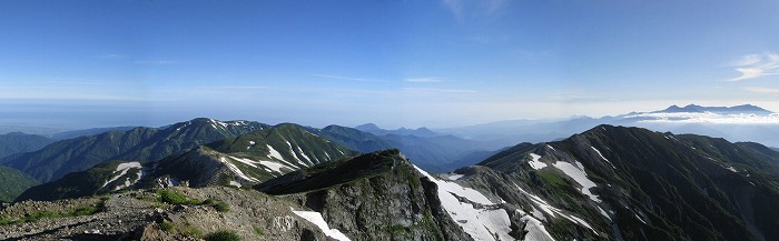 朝日岳と五輪尾根