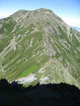 中岳へ