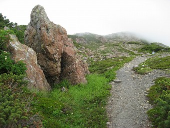 奥聖岳へ