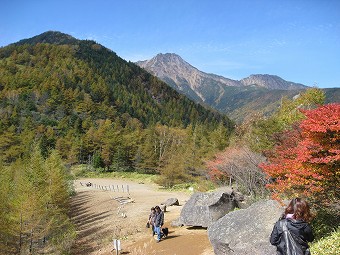 賽ノ河原から見る赤岳