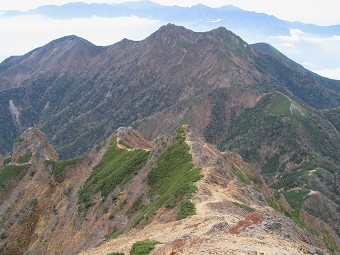 権現岳へ