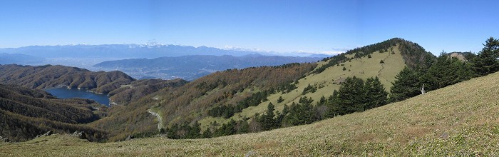 天狗棚山から見る南アルプスと八ヶ岳