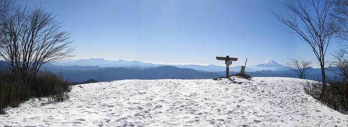 鷹ノ巣山　山頂からの展望