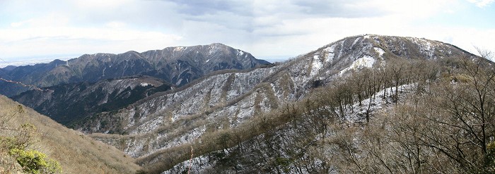 大山北尾根　　ヨモギ尾根　　三ノ塔