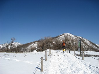 塔ノ岳へ