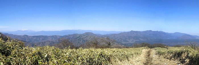 八ヶ岳～御坂山塊