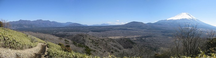 御坂山塊～石割山～富士山