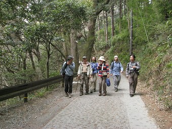 1号路　下山