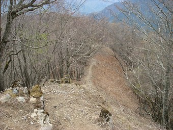 足毛岩方面へ