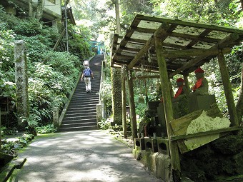 蛇滝水行道場