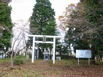 軍刀利神社元社