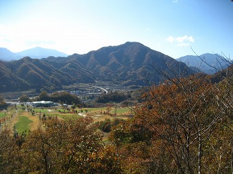 高川山に隠れた富士山