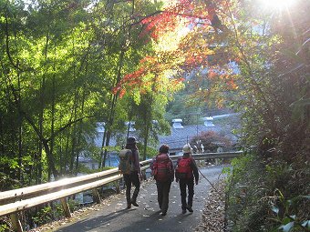 山北駅へ