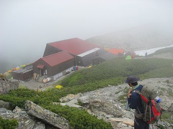 北岳山荘