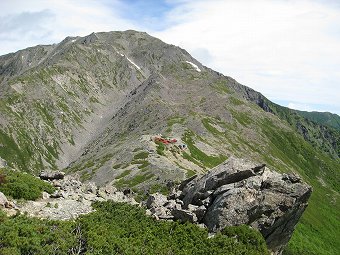 間ノ岳と農鳥小屋