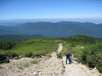 振り返れば　有峰湖