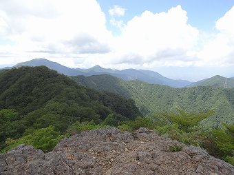 御坂黒岳、釈迦ヶ岳