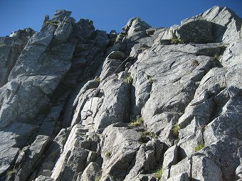 宝剣岳　クサリ場