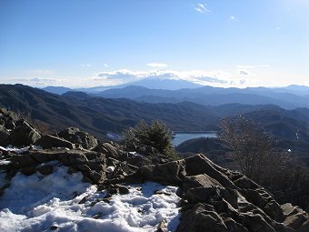 雷岩から