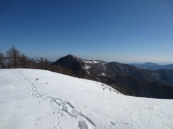 日陰名栗峰