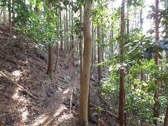 念仏山へ