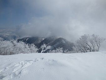 表尾根方面