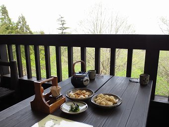 碓氷峠　力餅