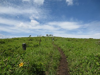 殿城山へ