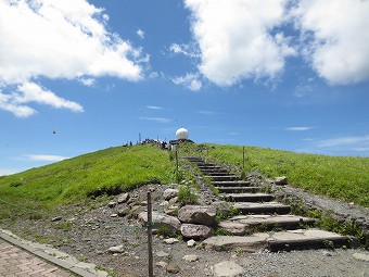 車山　山頂へ