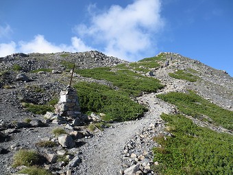 間ノ岳へ