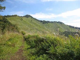 杓子山へ