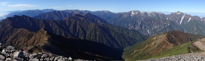 爺ヶ岳と槍ヶ岳～薬師岳～剱岳