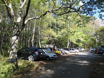 飯縄山　登山口