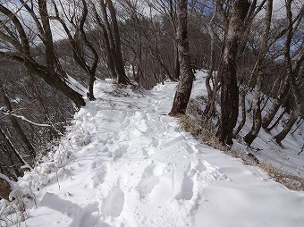 鍋割山稜