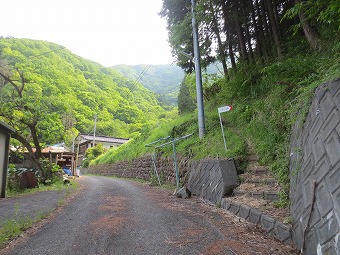 楢ノ木尾根　登山口